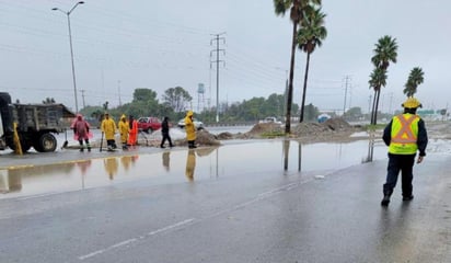 Autoridades de Saltillo continúan solucionando incidentes tras lluvias