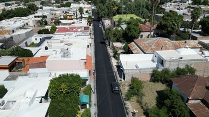 Se realizaron trabajos de recarpeteo en la calle Río Esperanza, en el Fraccionamiento del Bosque.