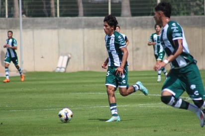 Buenos dividenos tuvieron los de la Comarca ante los Diablos Rojos del
Toluca, para sumar puntos y ascender en la tabla de posiciones. (Santos)