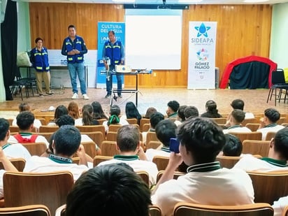 El programa iniciado recientemente en el Conalep Plantel Gómez Palacio, contempla la atención a alumnos de nueve preparatorias.