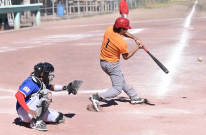 Disputa intensa por los boletos a los Playoffs en la Liga de Beisbol de Empleados y Profesionistas