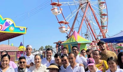 Niños disfrutan visita a la feria que les organizó el DIF de San Pedro