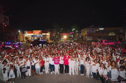 Arrancan las actividades del mes de la lucha contra el cáncer de mama con la Caminata de la Esperanza