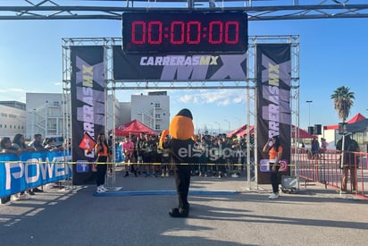 Meta de la carrera 5k por el día del trabajador de la salud. (EL SIGLO DE TORREÓN)