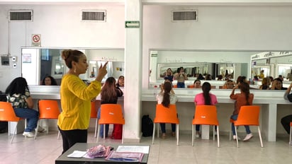 DIF Torreón ofrece master class sobre cuidado de la piel