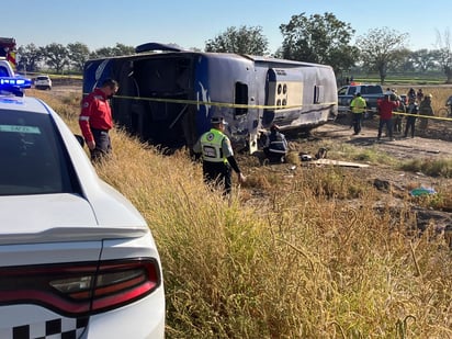 Confirman segunda muerte tras volcadura en la carretera a Gregorio García