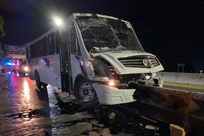 Accidente en la carretera Torreón - San Pedro deja a familia herida