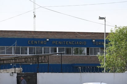 Colecta de dulces y rifa solidaria para personas en Ceresos de Torreón y San Pedro