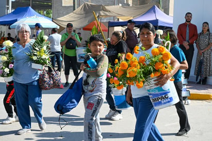 Día de Muertos en el Panteón Municipal de Lerdo.