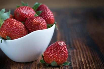 Las fresas funcionan como una barrera natural contra los radicales libres, principales responsables del daño celular.