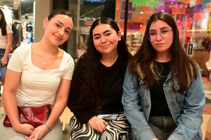 Vanessa Reyes, Daritza Paredes y Monserrat Ruccobo (EL SIGLO DE TORREÓN)
