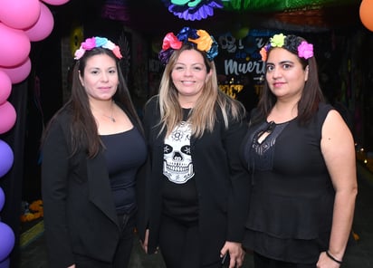 Carla Medina, Giselle Herrera y Guadalupe Soto (EL SIGLO DE TORREÓN)