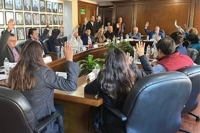 Cabildo aprueba tercer informe de gobierno de Alcalde de Monclova