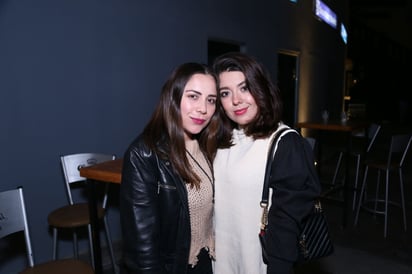 Karem Luna y Ana Olimpia (ERICK SOTOMAYOR) 


