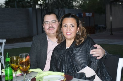 Liliana Rosales, Claudia Velasco.