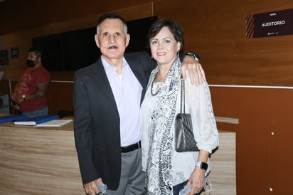Ricardo y Cecilia Cisneros.
