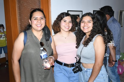 Ana Yolanda Miranda, Sofía Valerio y Daniela Valerio