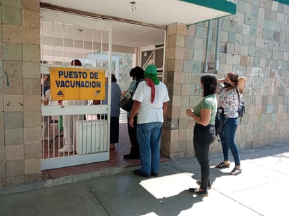 En La Laguna se han instalado diversos puntos de vacunación en unidades de salud, centros comerciales y espacios públicos, etc.
