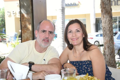 Luis Torres y Beatriz Pérez (EL SIGLO DE TORREÓN/FERNANDO COMPEÁN) 
