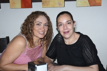 Adriana Dueñez y Alejandra Castañeda (EL SIGLO DE TORREÓN/FERNANDO COMPEÁN)