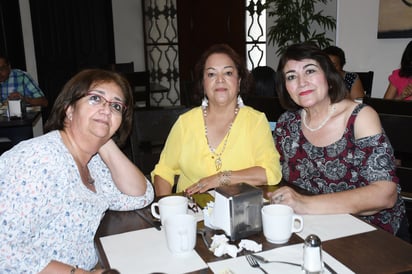 Rosy Cuesta, Tete Romo y Lolis García (EL SIGLO DE TORREÓN/FERNANDO COMPEÁN)