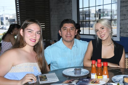 Mariana, Gus y Paulina (EL SIGLO DE TORREÓN/FERNANDO COMPEÁN) 