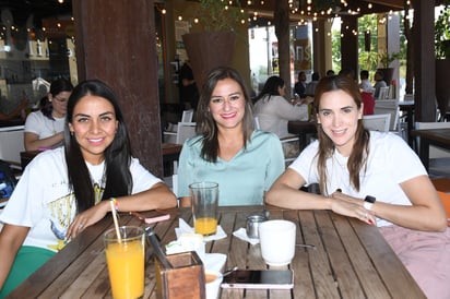 Nancy González, Eloísa Valdez y Claudia Lugo (EL SIGLO DE TORREÓN/FERNANDO COMPEÁN) 