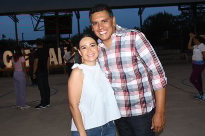 Rocío Saldaña y Eugenio Guerrero (EL SIGLO DE TORREÓN/FERNANDO COMPEÁN) 
