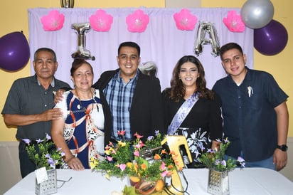 Familia Villa Ruiz. (FERNANDO COMPEÁN)