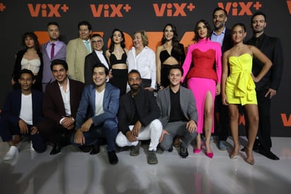 Series. Elenco de la serie La mujer del diablo durante el lanzamiento de la plataforma.