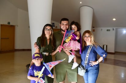 Rosaura Ramírez, Jorge Sánchez, Lupita Puente, Jorge e Isaura Sánchez (EL SIGLO DE TORREÓN/ERICK SOTOMAYOR)