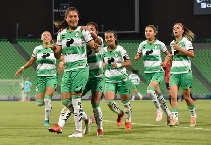 Alexxandra Ramírez anotó el único tanto de las Guerreras.