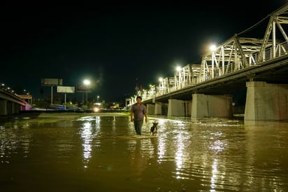 Piden evitar ingresos al cauce del río Nazas, autoridades se mantienen alertas ante posibles incidentes. (EL SIGLO DE TORREÓN)