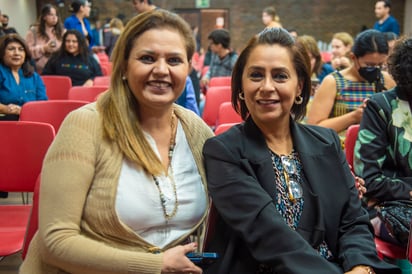 Lucía Moreno y Genoveva Castañeda (EL SIGLO DE TORREÓN/ERICK SOTOMAYOR)