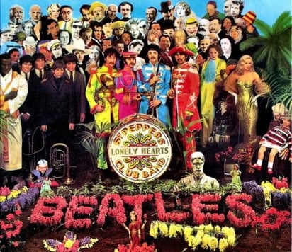 Arte del álbum Sgt. Pepper's Lonely Hearts Club Band (1967) de The Beatles