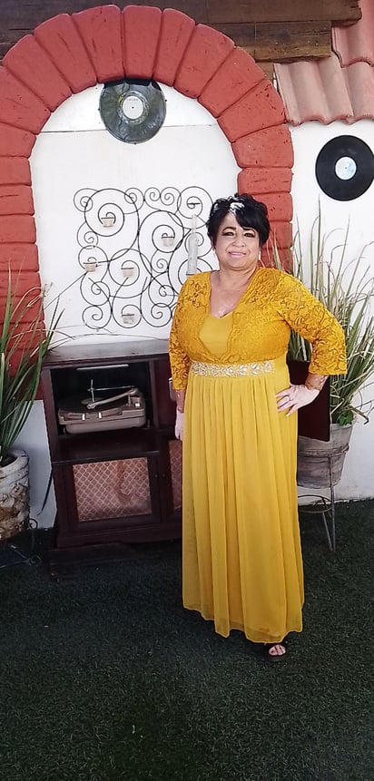 La Sra. Sandra Aracely Villalobos Guerrero festejó sus 53 años de vida en compañía de sus seres queridos el pasado sábado 15 de octubre del año en curso. El evento se llevó a cabo en la Quinta María Bonita en Torreón, Coahuila (CORTESÍA)