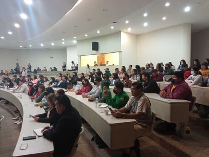 Representantes de diversos sectores asistieron al Primer Foro que se llevó a cabo en el Parque de Innovación Tecnológica de Torreón. (EL SIGLO DE TORREÓN)