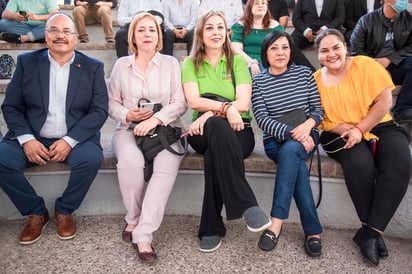 Juan Alberto Ferniza (Director Tec. San Pedro), Martha Silvia Arguelles Molina (Directora de UANE Torreón), Arcelia Ayup (Jefa de Difusion Cultura de UAdeC Torreón) y Esmeralda Blanco (Subdirectora Estudiantil) (EL SIGLO DE TORREÓN/ERICK SOTOMAYOR)