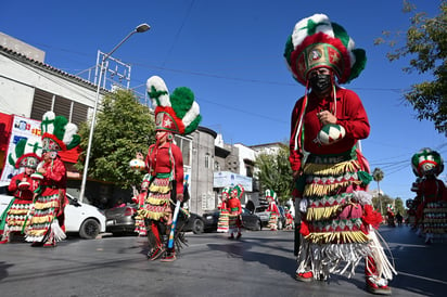 Las peregrinaciones por las calles de Torreón son una muestra del fervor religioso de los laguneros por la Virgen de Guadalupe. (VERÓNICA RIVERA / EL SIGLO DE TORREÓN)