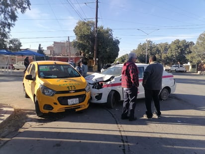 Los vehículos fueron asegurados. (EL SIGLO DE TORREÓN)