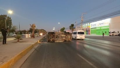 El primero de los accidentes ocurrió sobre la carretera Torreón-Matamoros. (EL SIGLO DE TORREÓN)