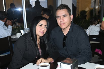 Cinthia Cabrera y Fernando Pimentel (EL SIGLO DE TORREÓN/FERNANDO COMPEÁN)