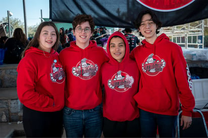 Equipo Botbuster: Flora, Eugenio, Luis y Axel.