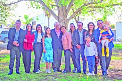 Todos los integrantes de la familia Rosas Martínez (EL SIGLO DE TORREÓN/ERICK SOTOMAYOR)
