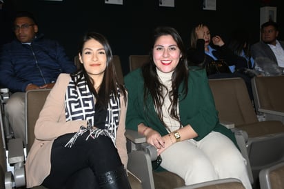 Elisa Guajardo y Stephanie Portillo (EL SIGLO DE TORREÓN/FERNANDO COMPEÁN)