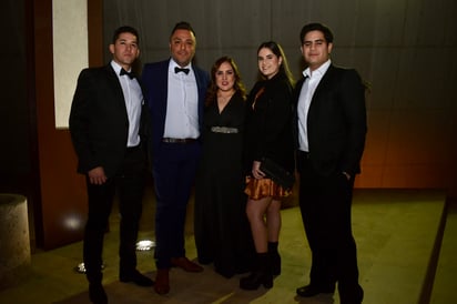 Ramiro González, Mauro Araujo, Gaby González, Anapau Castilllo y Jorge Castillo (EDDIE RUIZ)