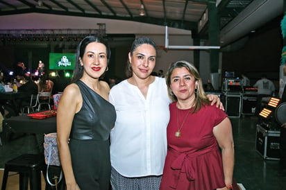 Liz Cano, Nayeli Cárdenas y Rosa Hernández (EL SIGLO DE TORREÓN/VAYRON INFANTE)