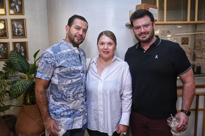 Alejandro Meza, Nayeli Félix y Alex Fernández (EL SIGLO DE TORREÓN/EDDIE RUIZ)