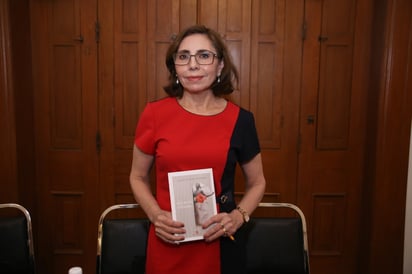 Angélica López Gándara, autora del libro 'El renacer de Catalina'.