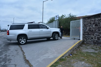 Los representantes de los socios solicitaron más información sobre la situación de la empresa. (Foto: SERGIO A. RODRÍGUEZ / EL SIGLO COAHUILA)